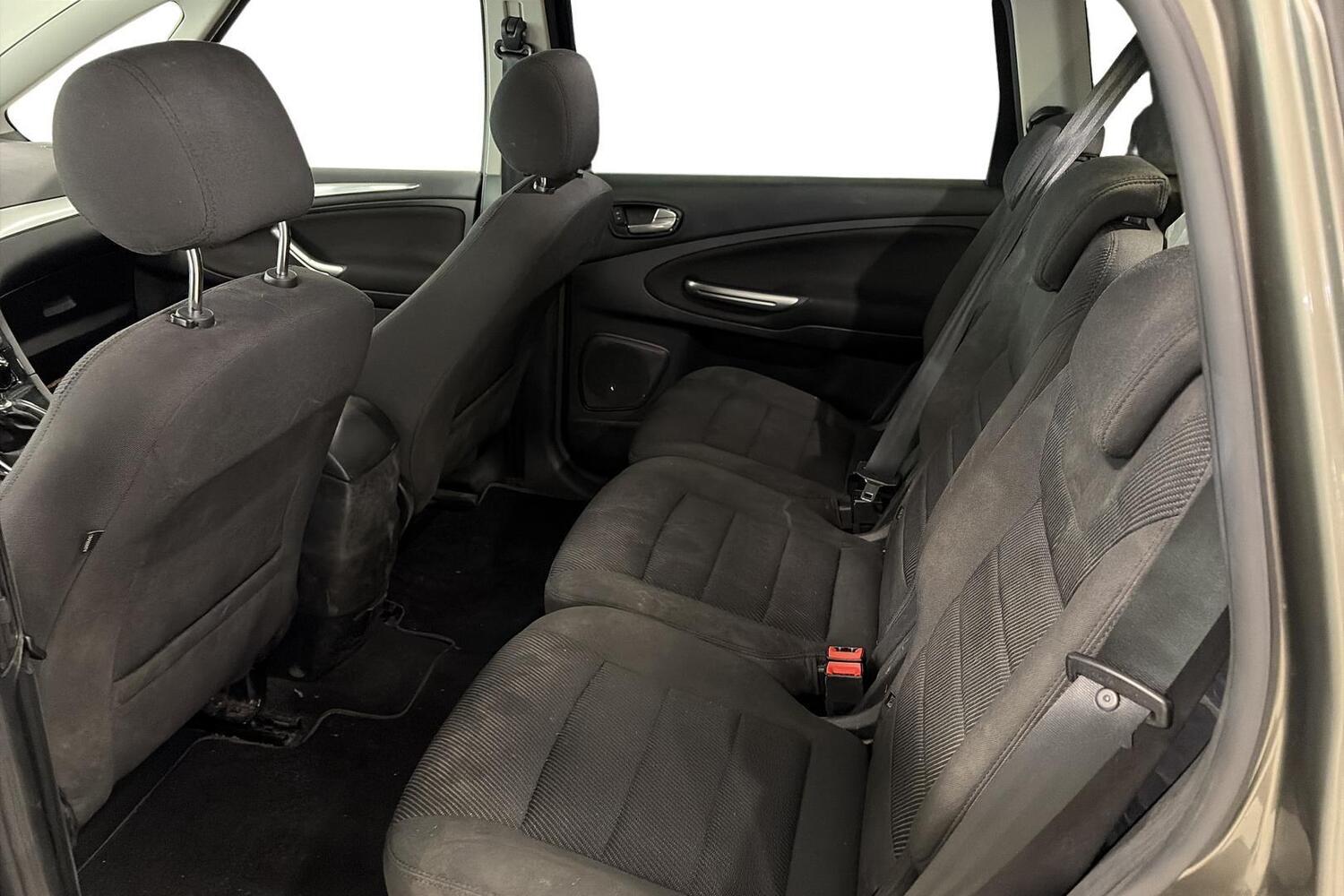Ford S-MAX vaihtoauto