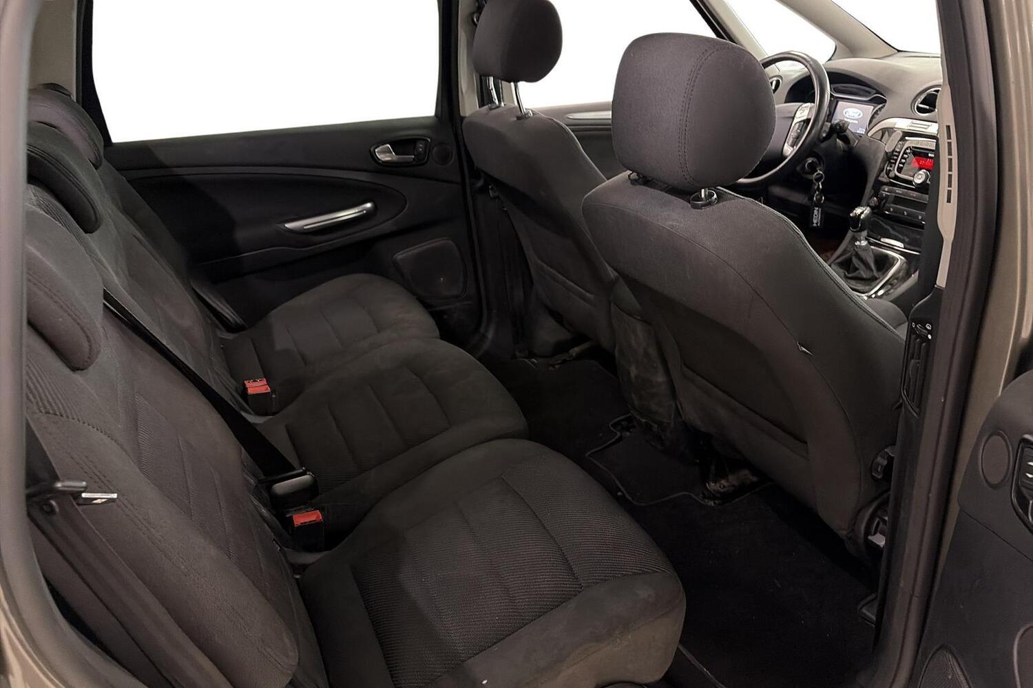 Ford S-MAX vaihtoauto