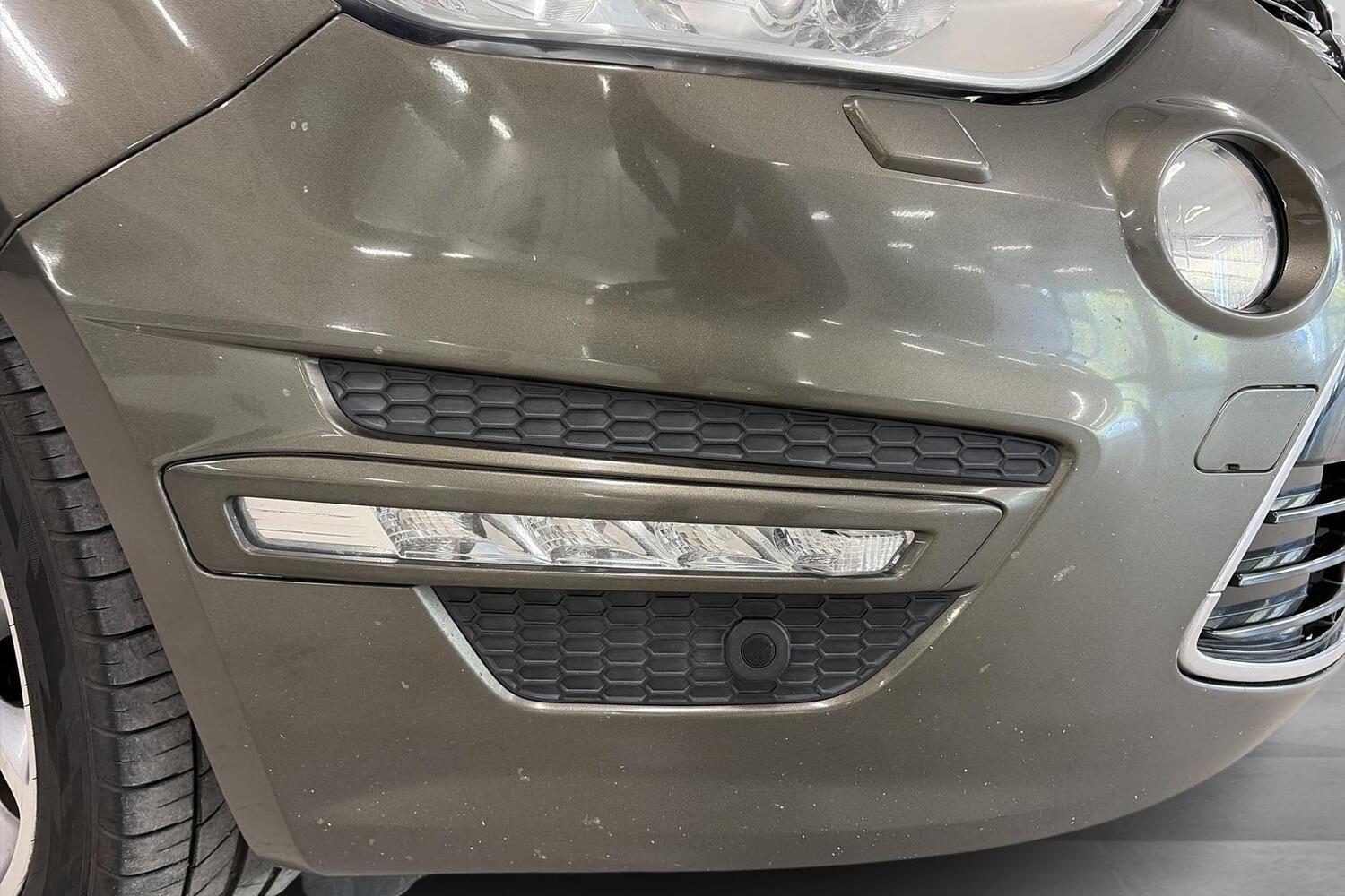 Ford S-MAX vaihtoauto