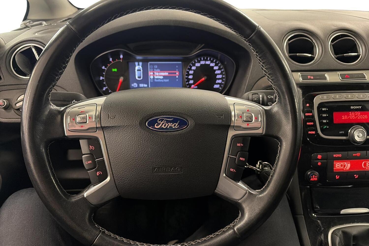 Ford S-MAX vaihtoauto