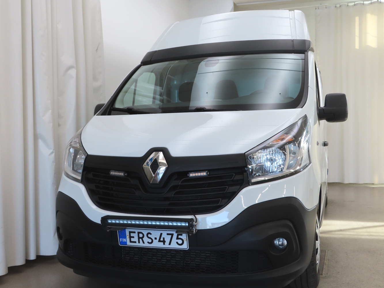 Renault Trafic vaihtoauto