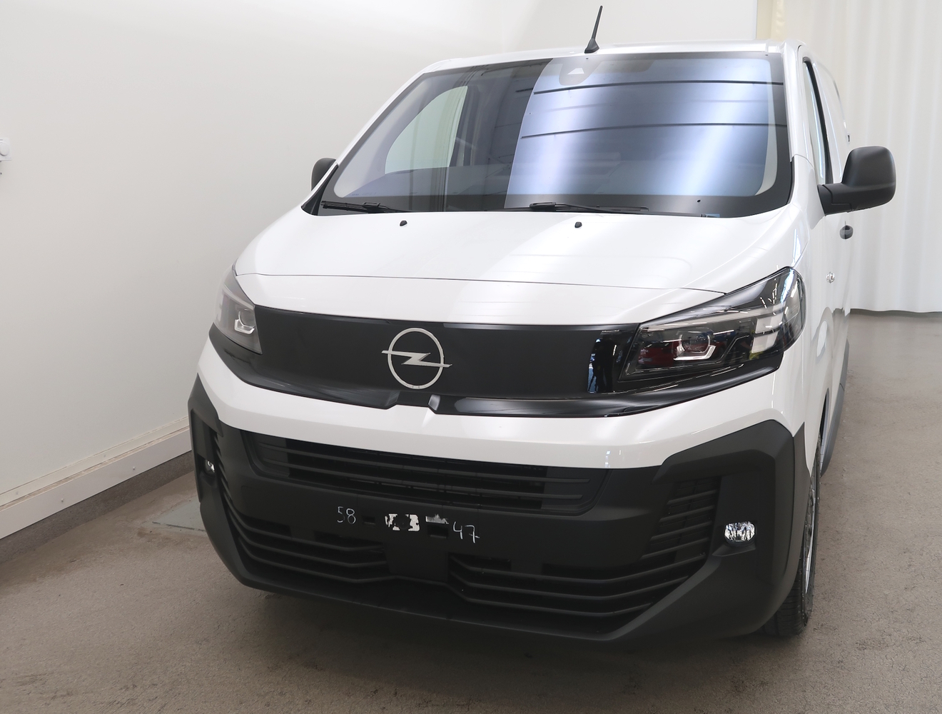 Opel Vivaro vaihtoauto