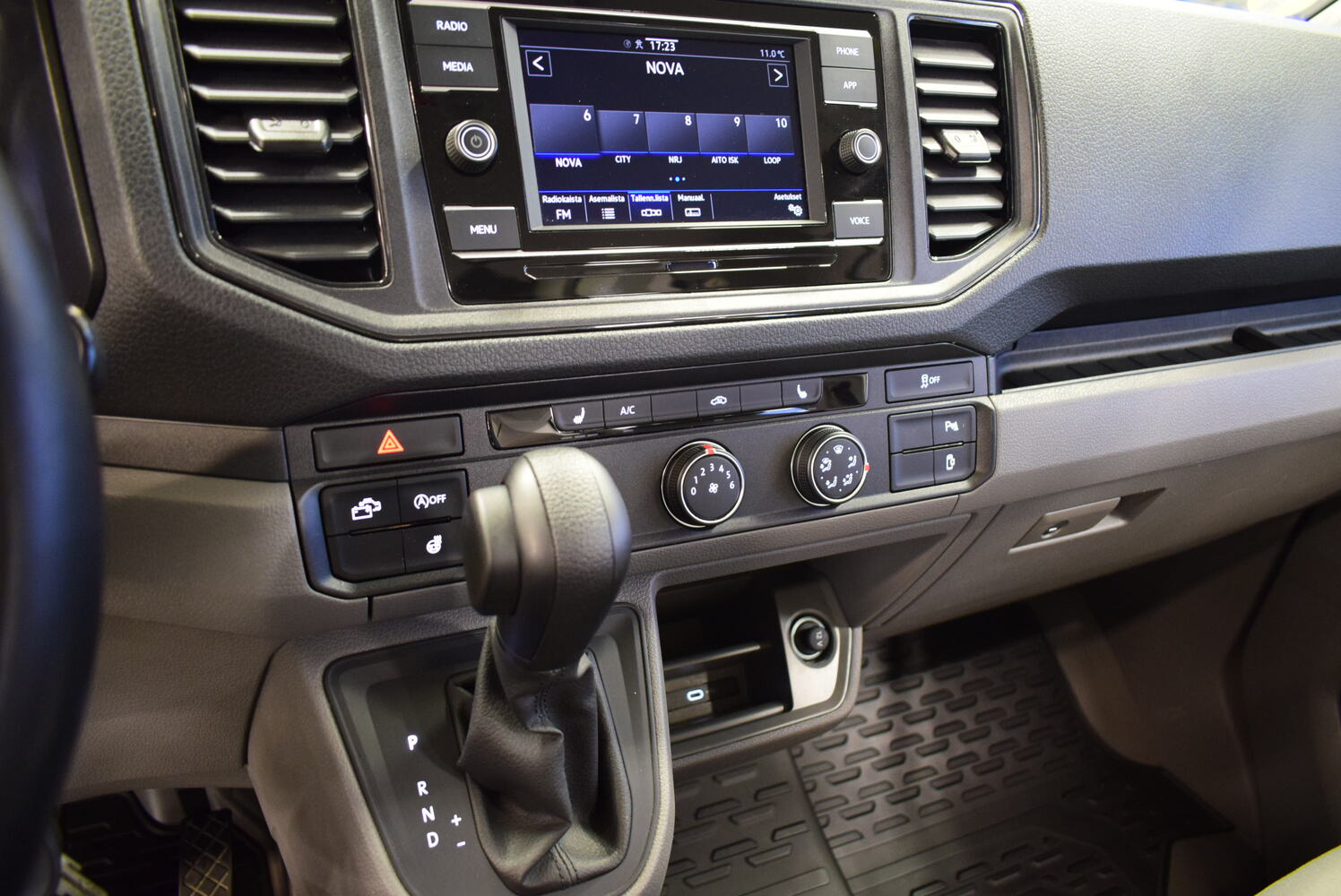 Volkswagen Grand California vaihtoauto