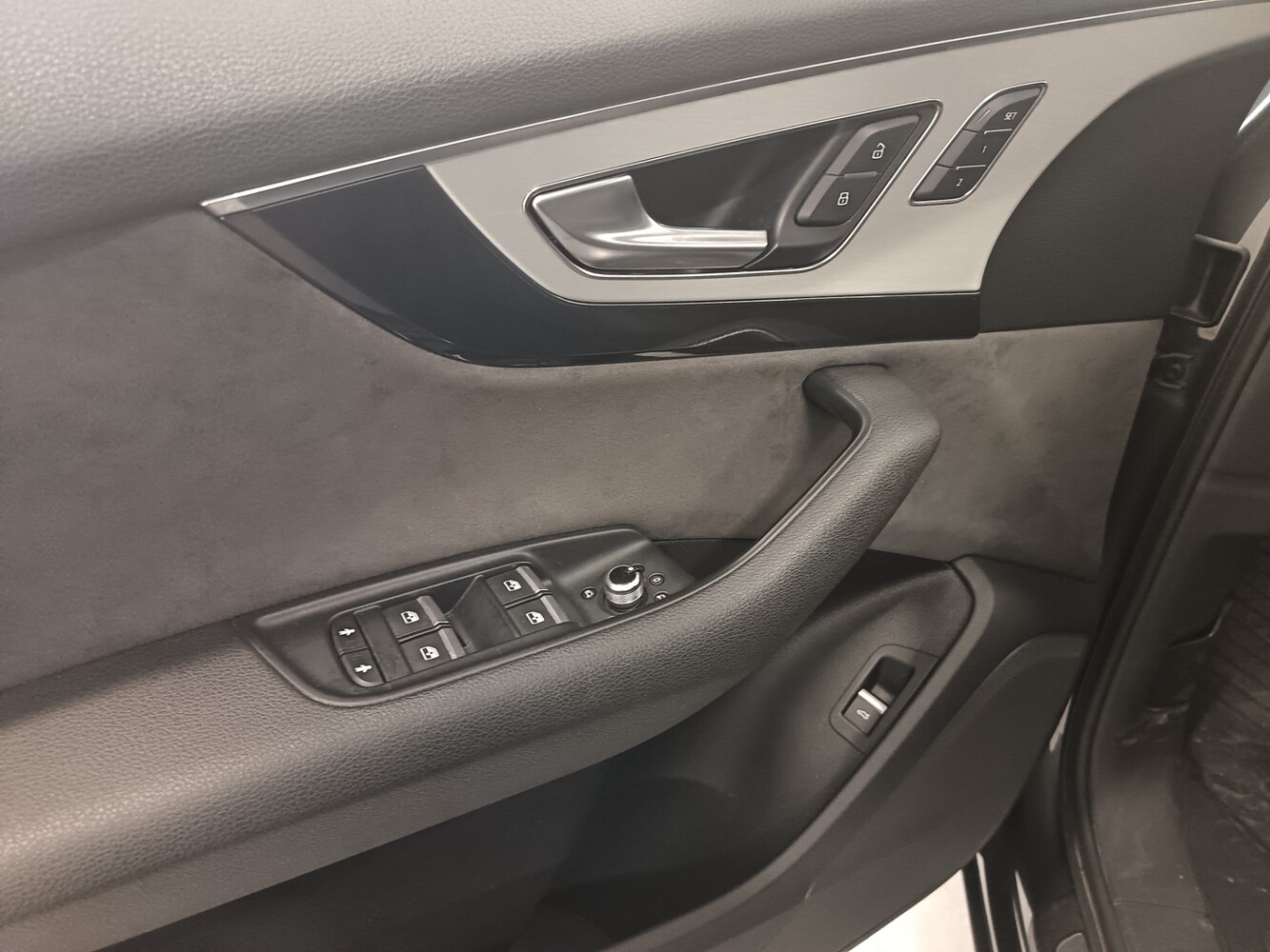 Audi Q7 vaihtoauto