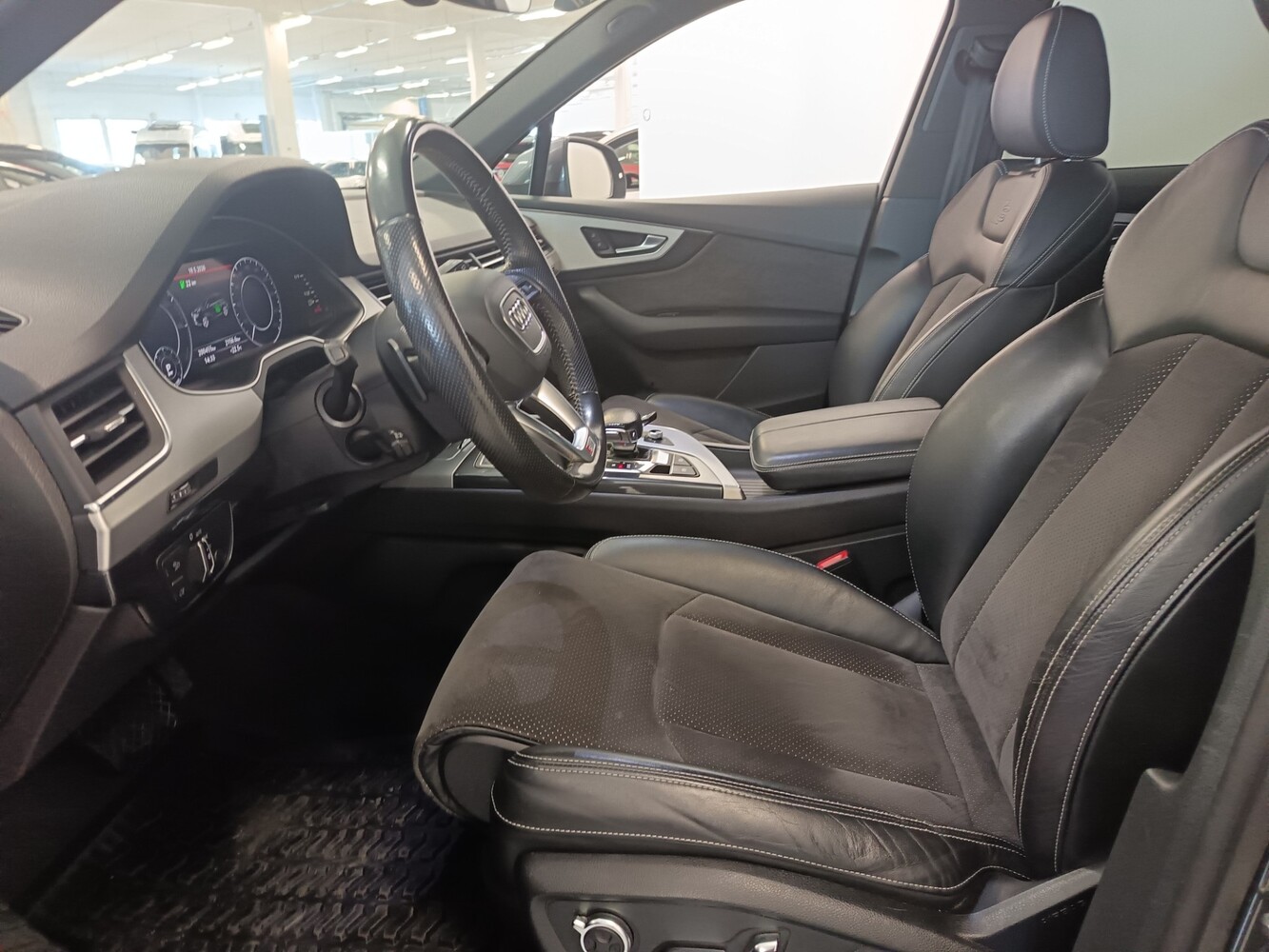 Audi Q7 vaihtoauto