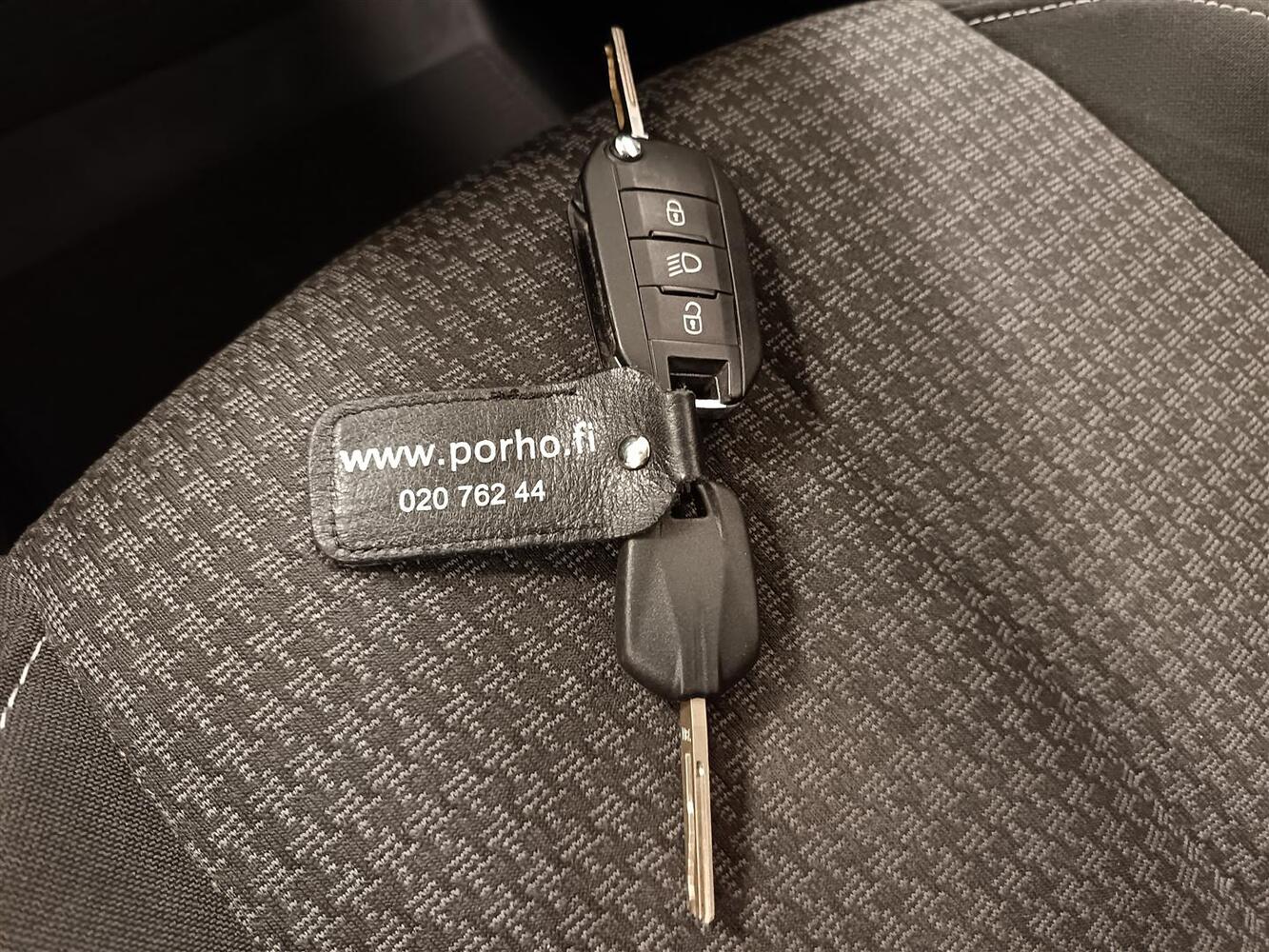 Peugeot 308 vaihtoauto