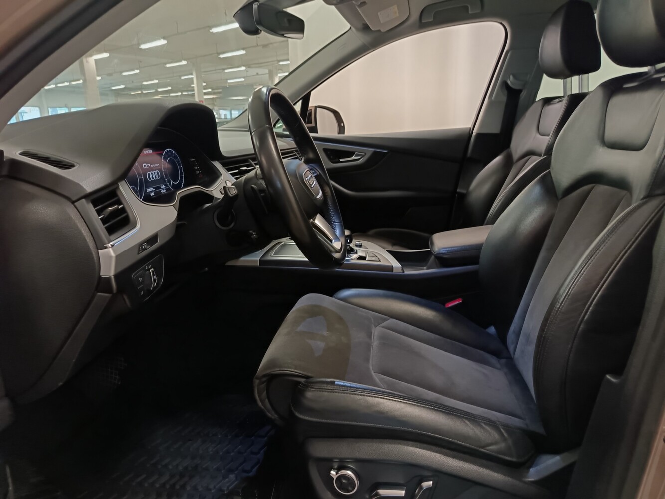 Audi Q7 vaihtoauto