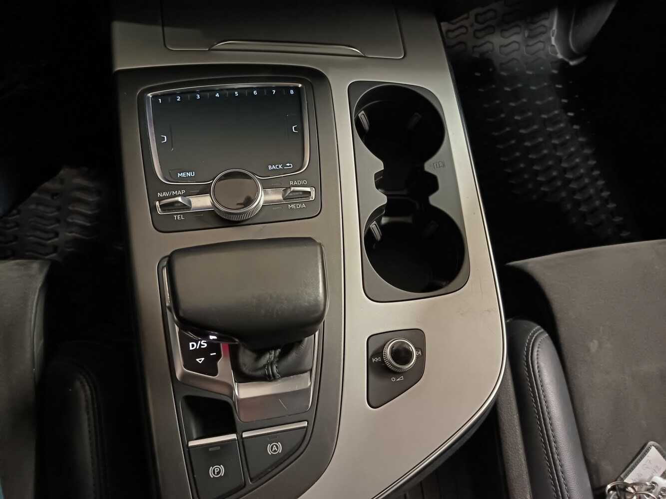 Audi Q7 vaihtoauto