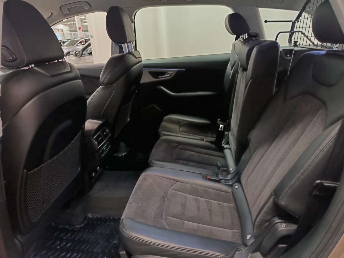 Audi Q7 vaihtoauto