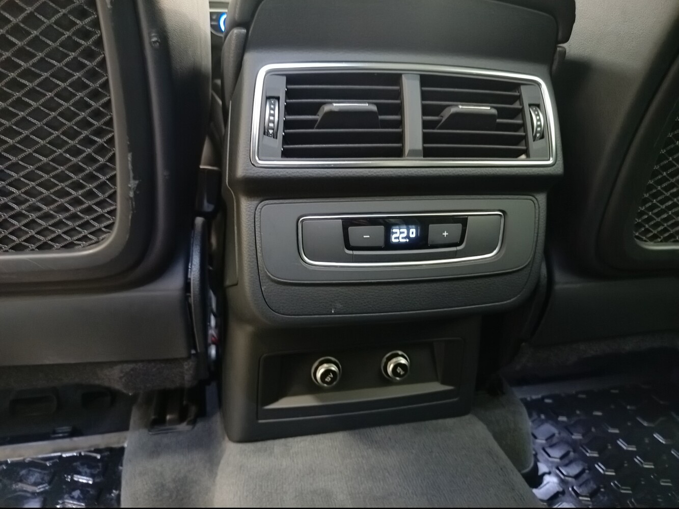 Audi Q7 vaihtoauto