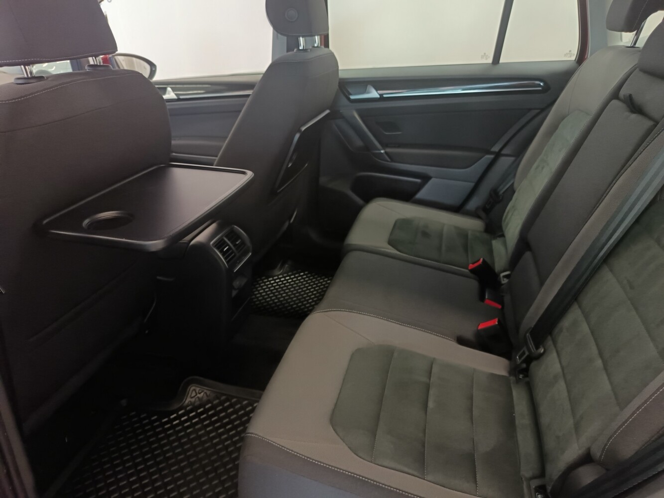 Volkswagen Golf Sportsvan vaihtoauto