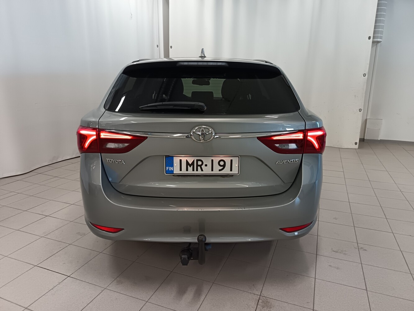 Toyota Avensis vaihtoauto