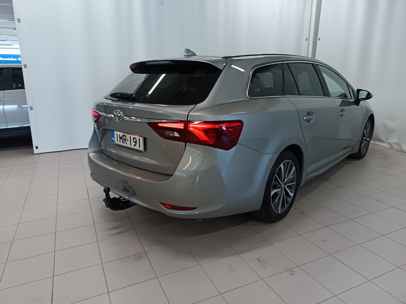Toyota Avensis vaihtoauto