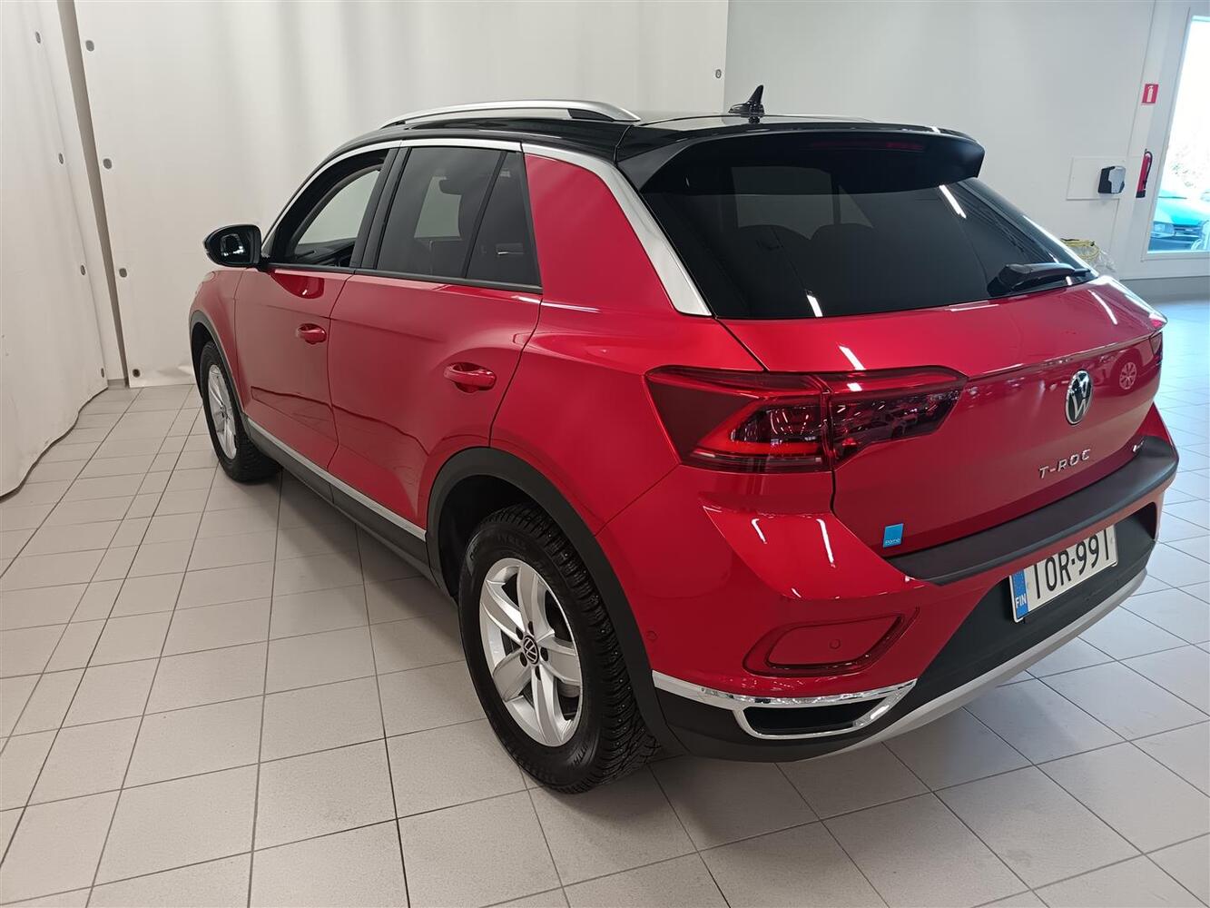 Volkswagen T-Roc vaihtoauto
