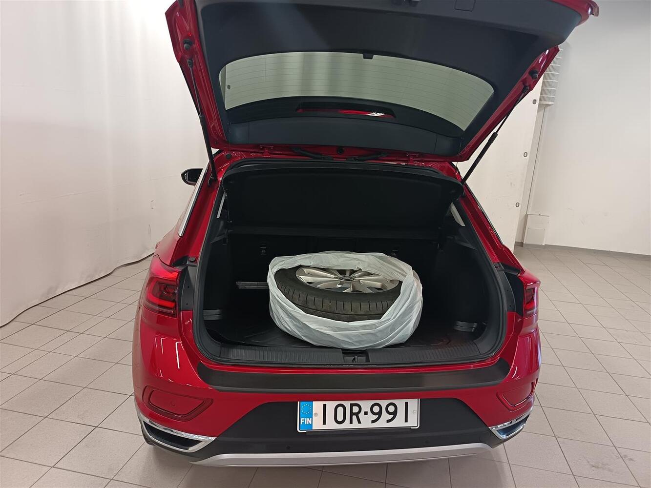 Volkswagen T-Roc vaihtoauto