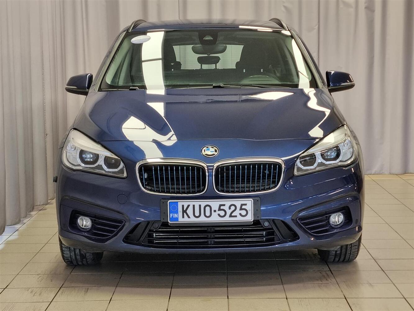 BMW 225 vaihtoauto