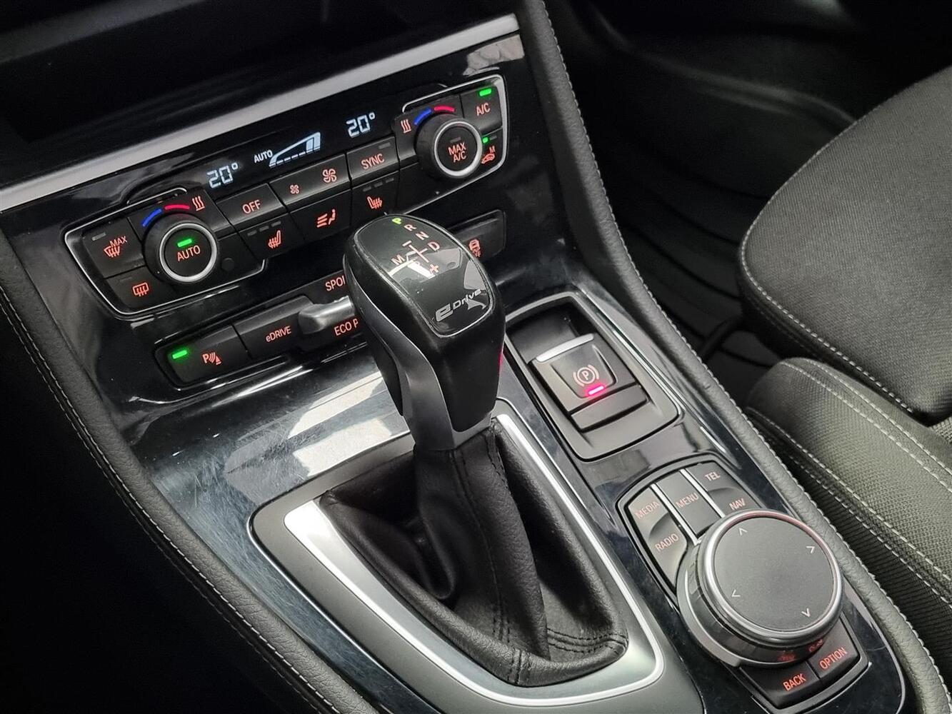 BMW 225 vaihtoauto