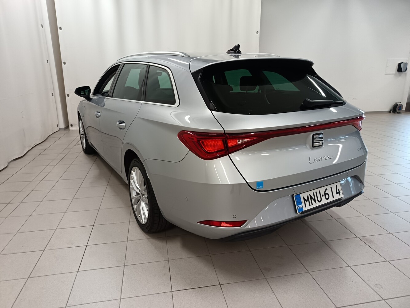 SEAT Leon Sportstourer vaihtoauto