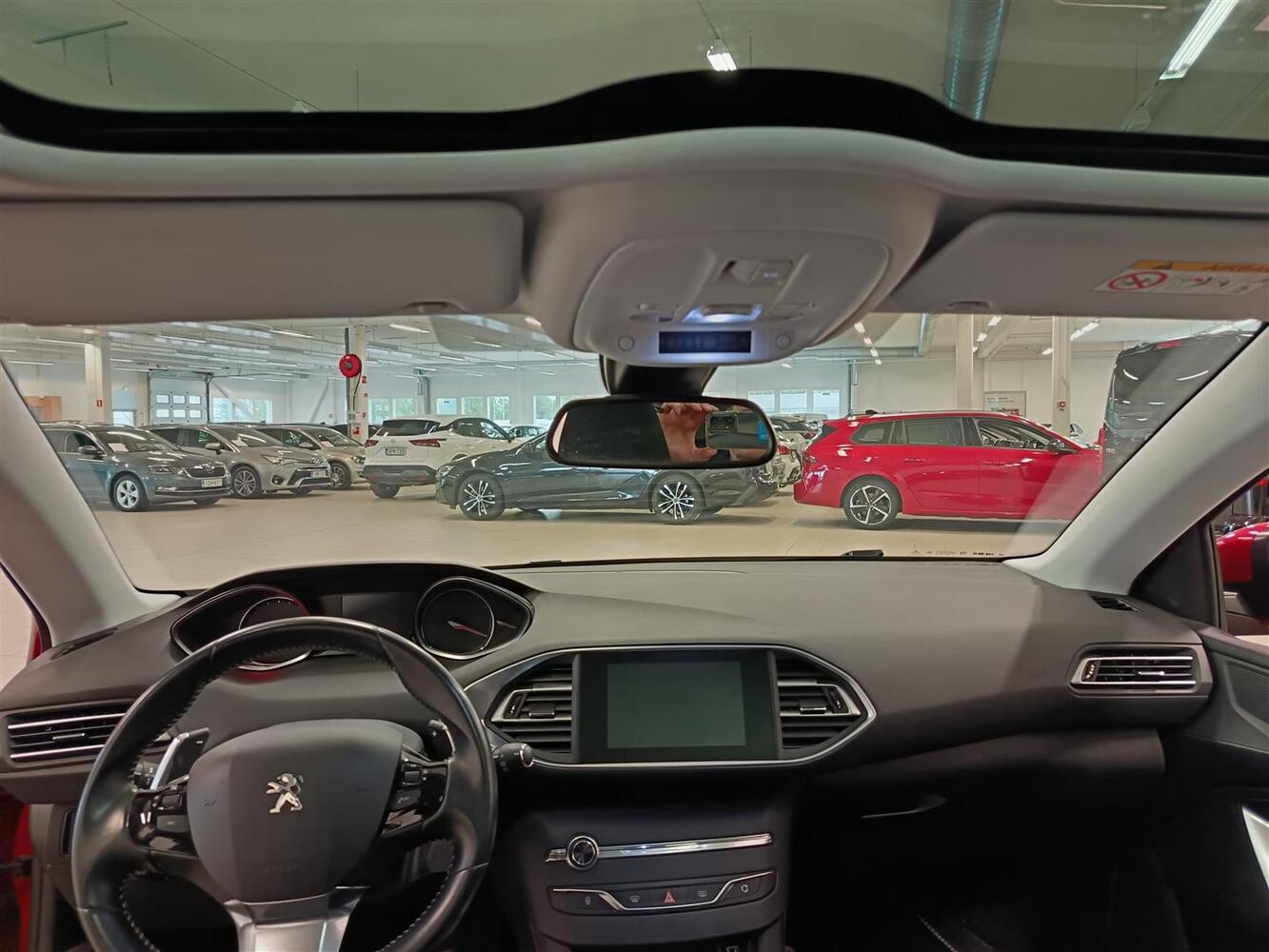 Peugeot 308 vaihtoauto