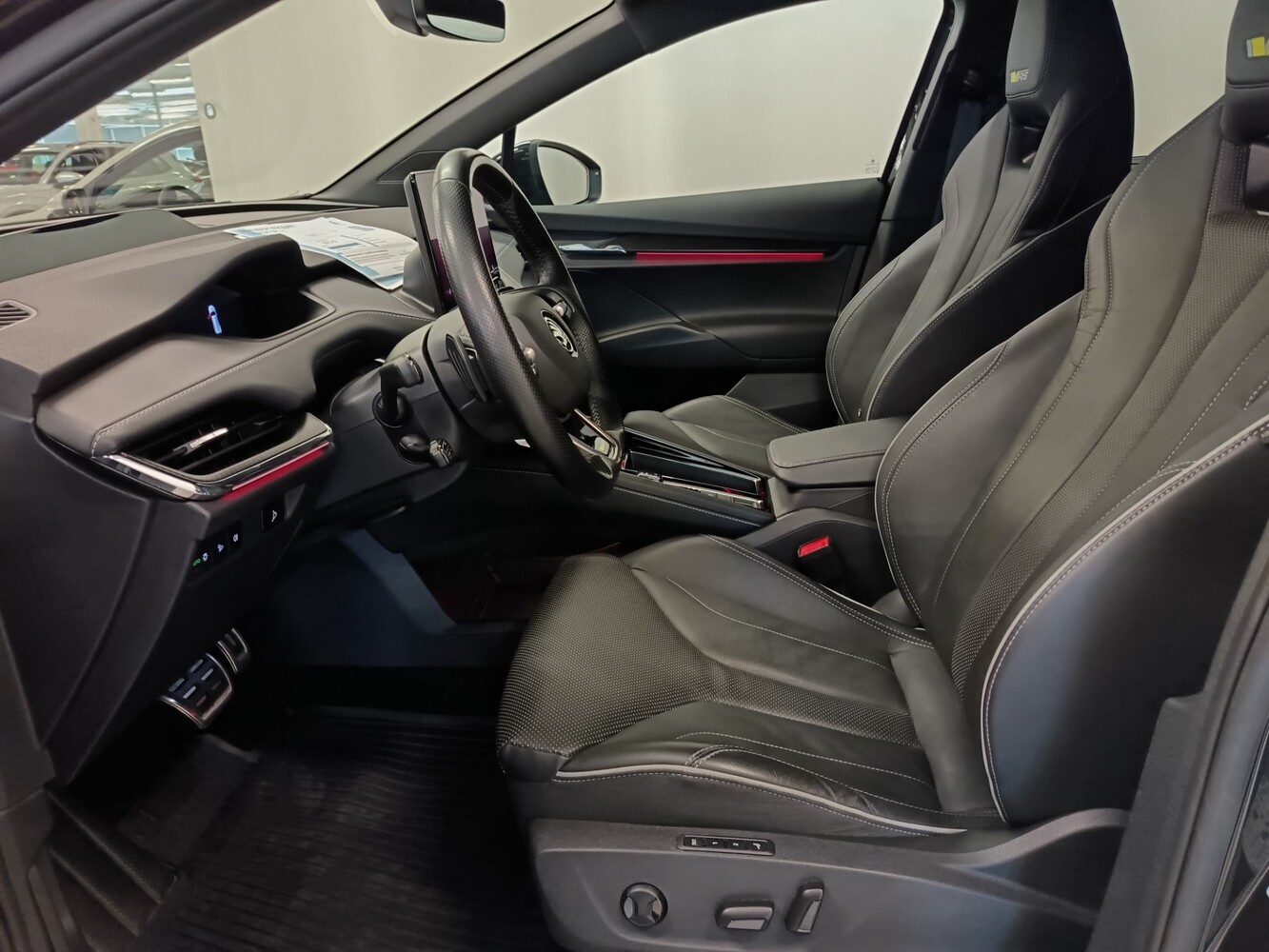 Skoda Enyaq vaihtoauto