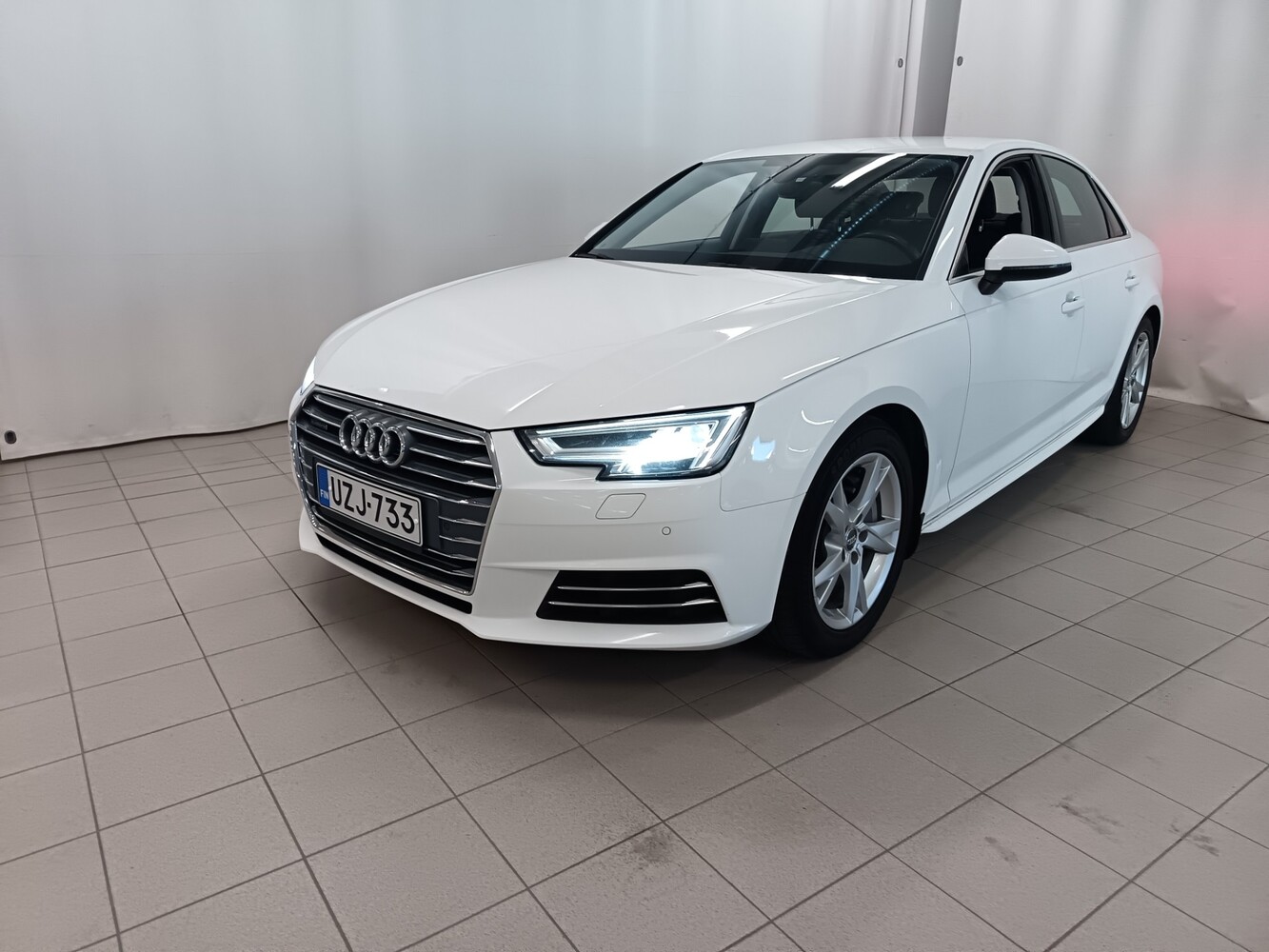 Audi A4 vaihtoauto