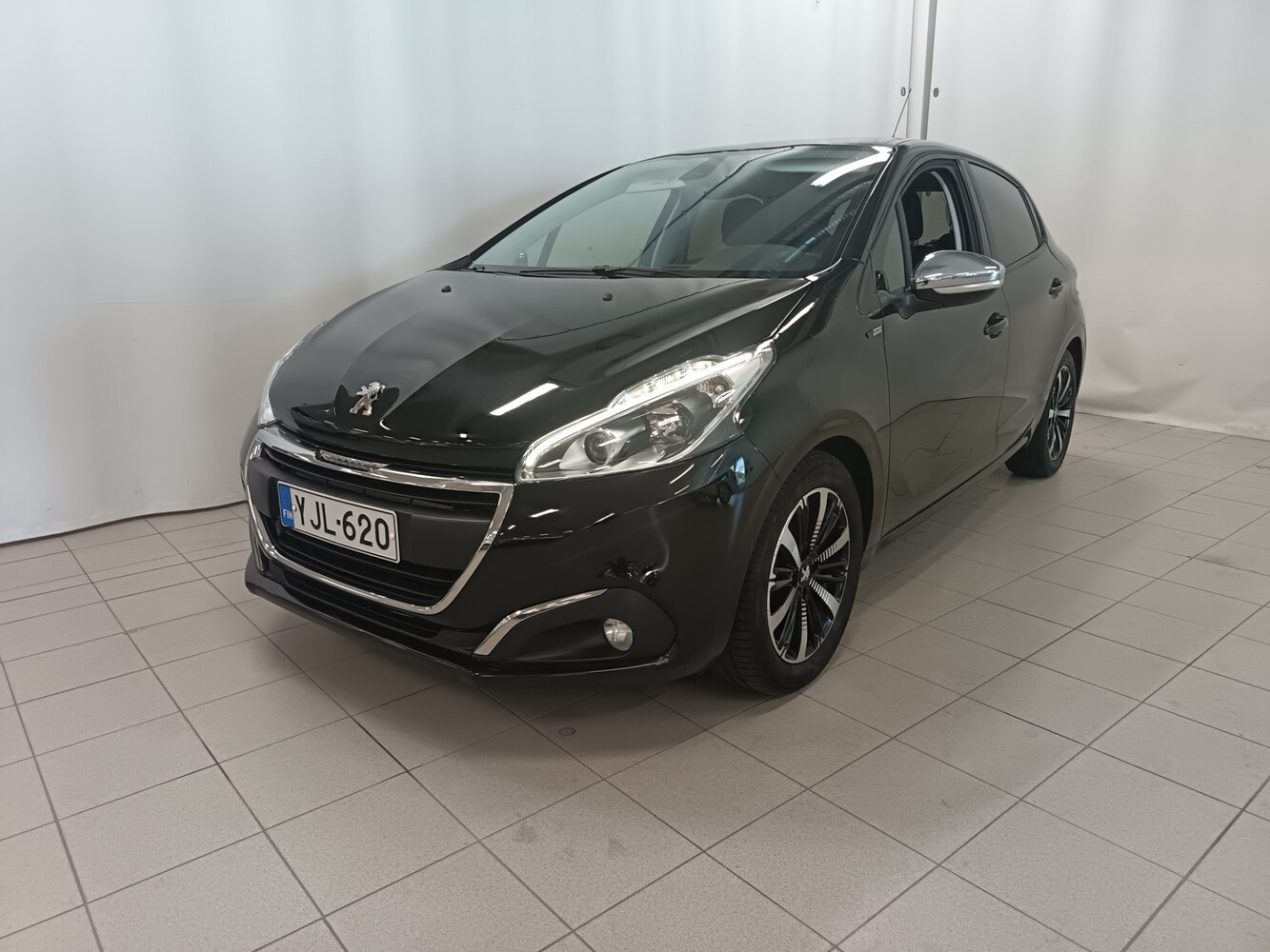 Peugeot 208 vaihtoauto
