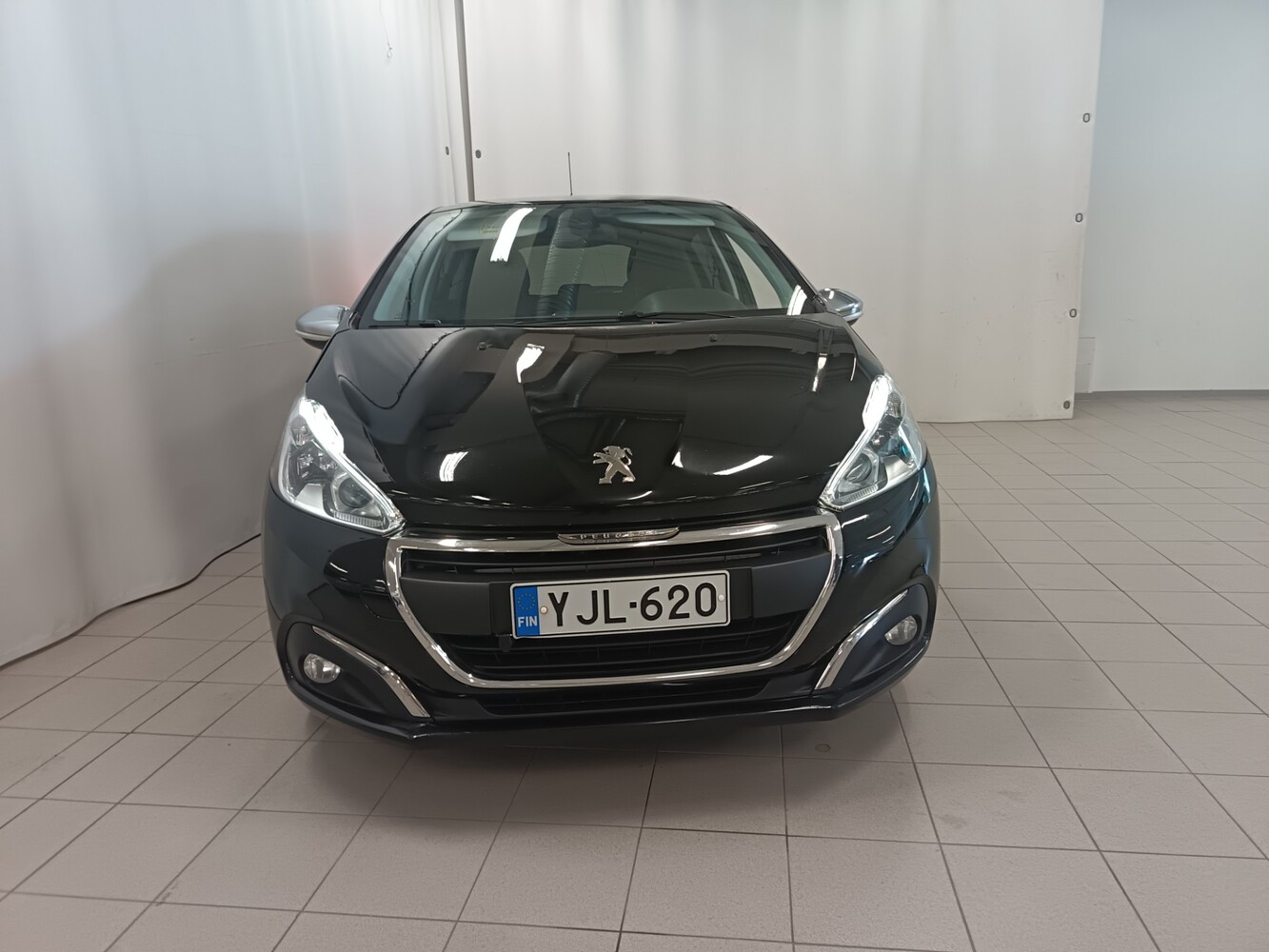 Peugeot 208 vaihtoauto