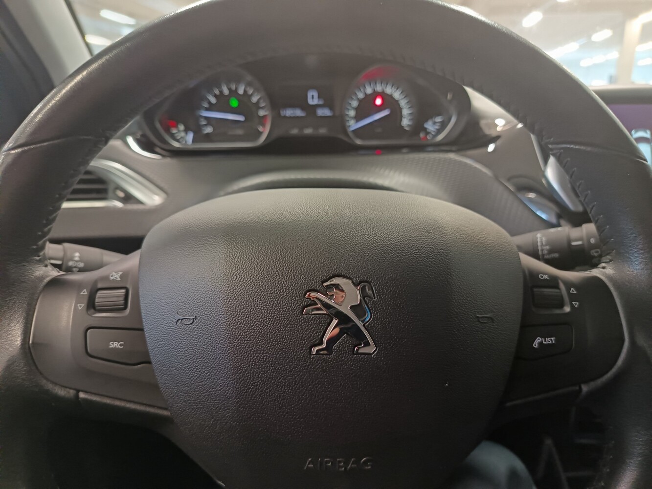 Peugeot 208 vaihtoauto