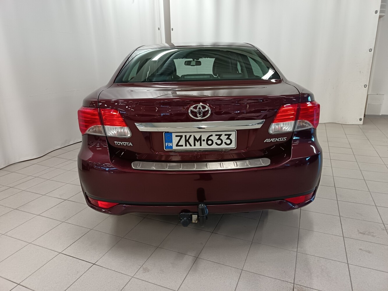 Toyota Avensis vaihtoauto