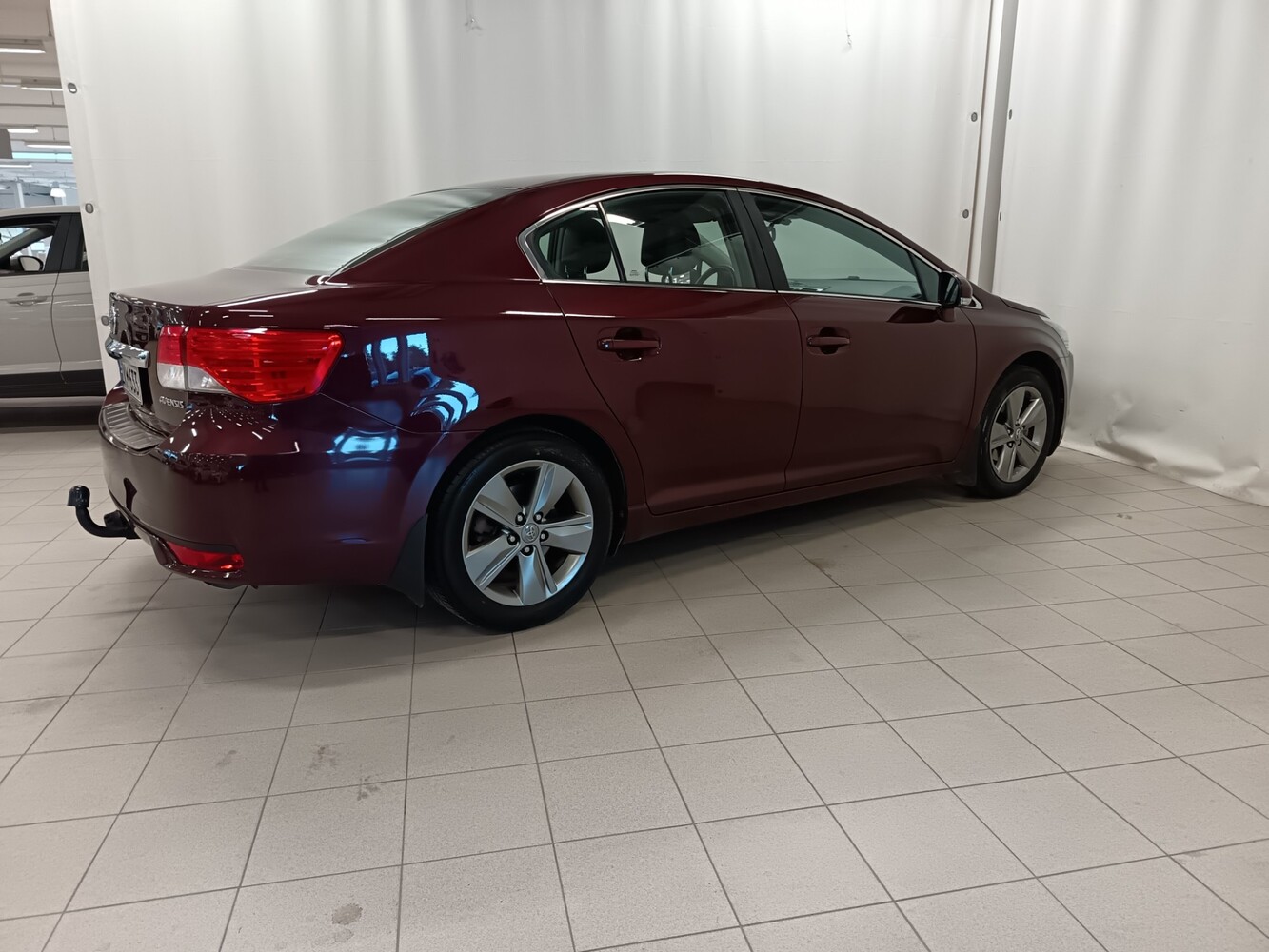 Toyota Avensis vaihtoauto