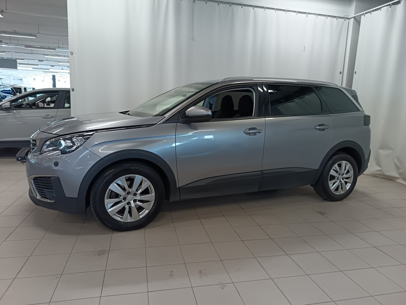 Peugeot 5008 vaihtoauto