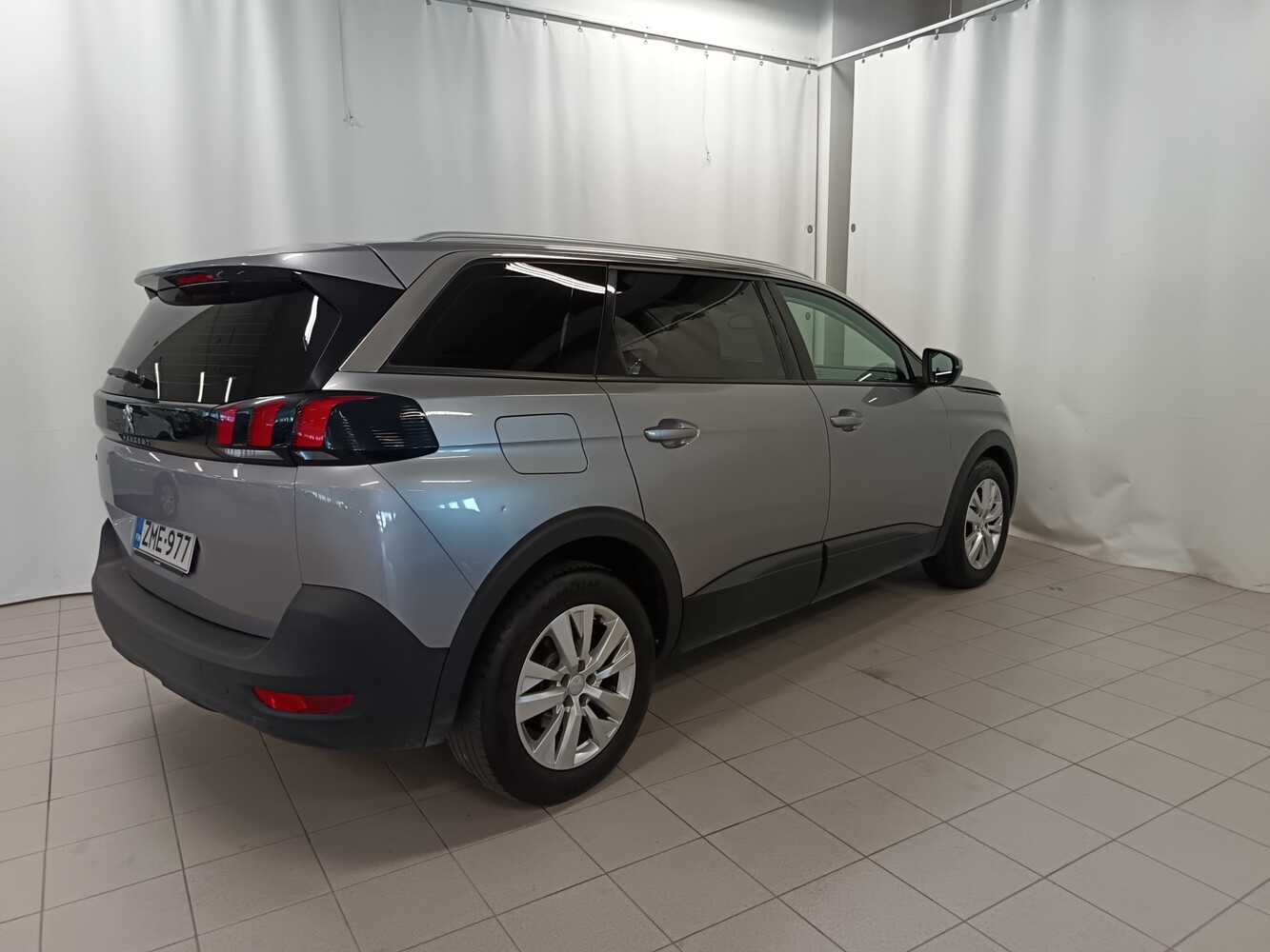 Peugeot 5008 vaihtoauto