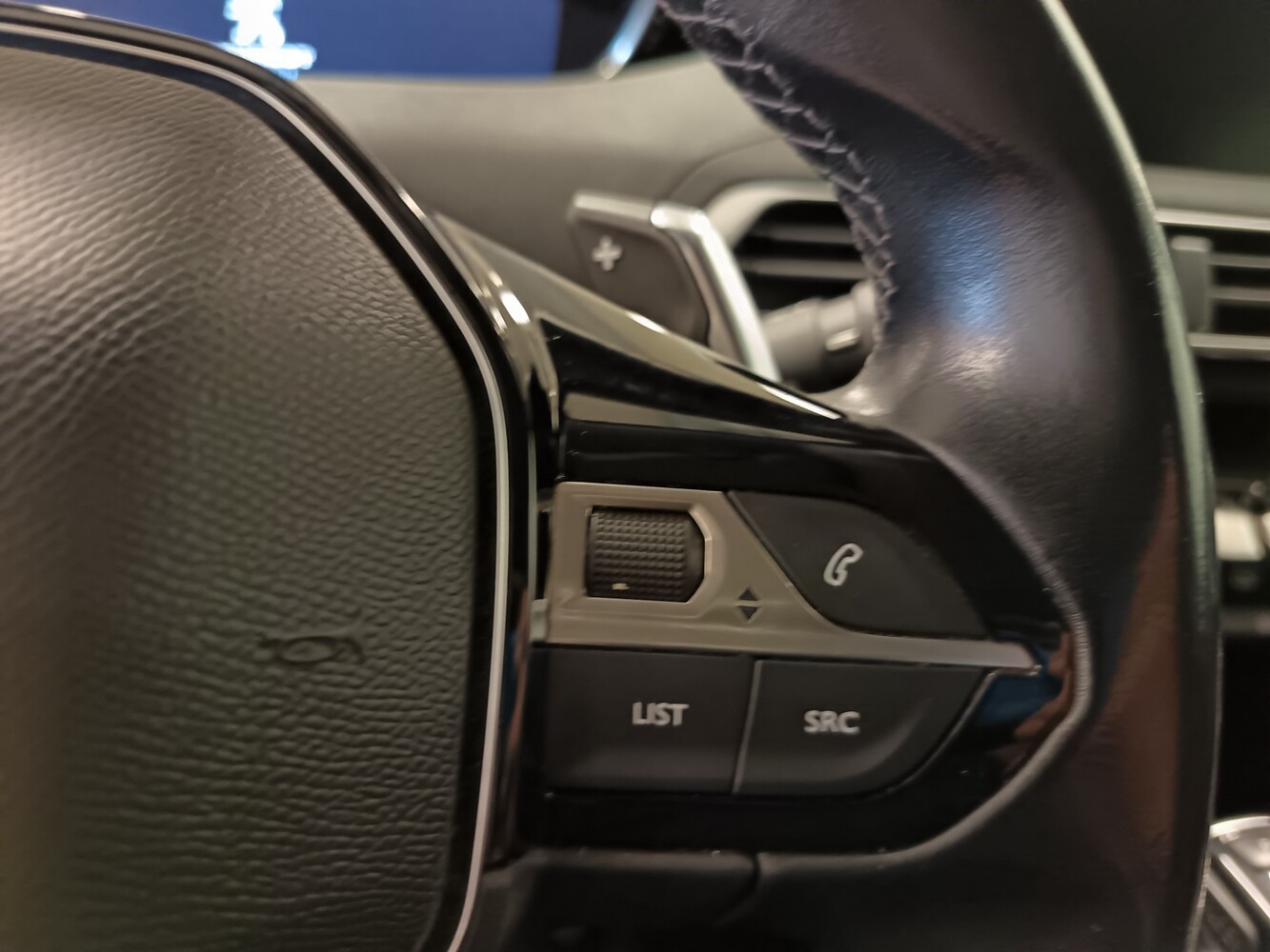 Peugeot 5008 vaihtoauto