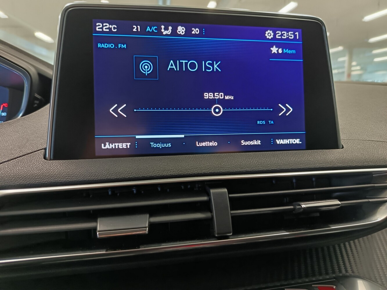 Peugeot 5008 vaihtoauto