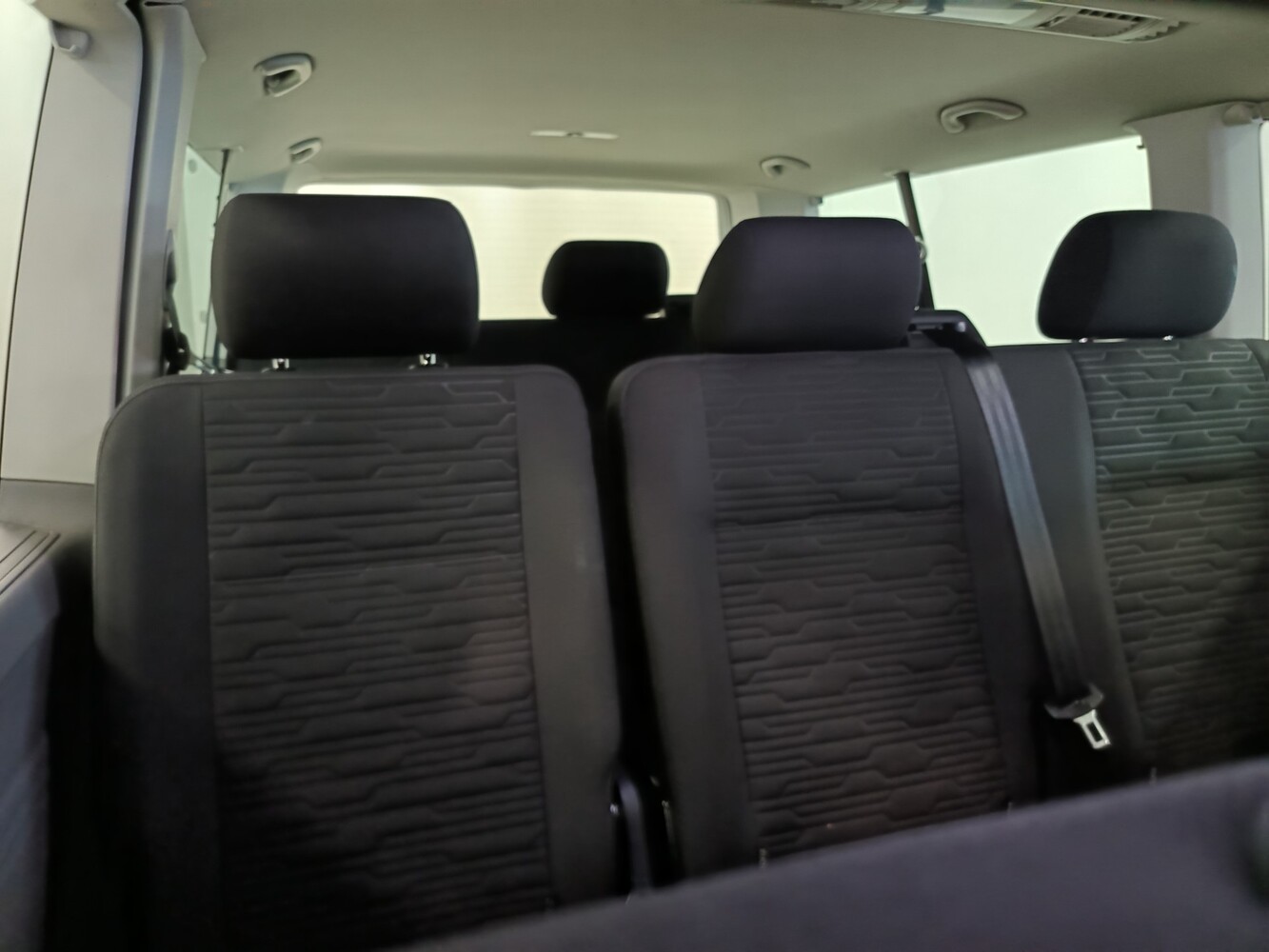 Volkswagen Caravelle vaihtoauto