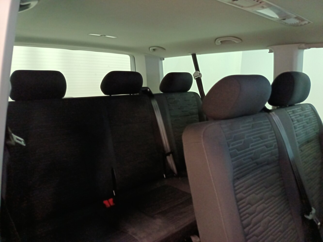 Volkswagen Caravelle vaihtoauto