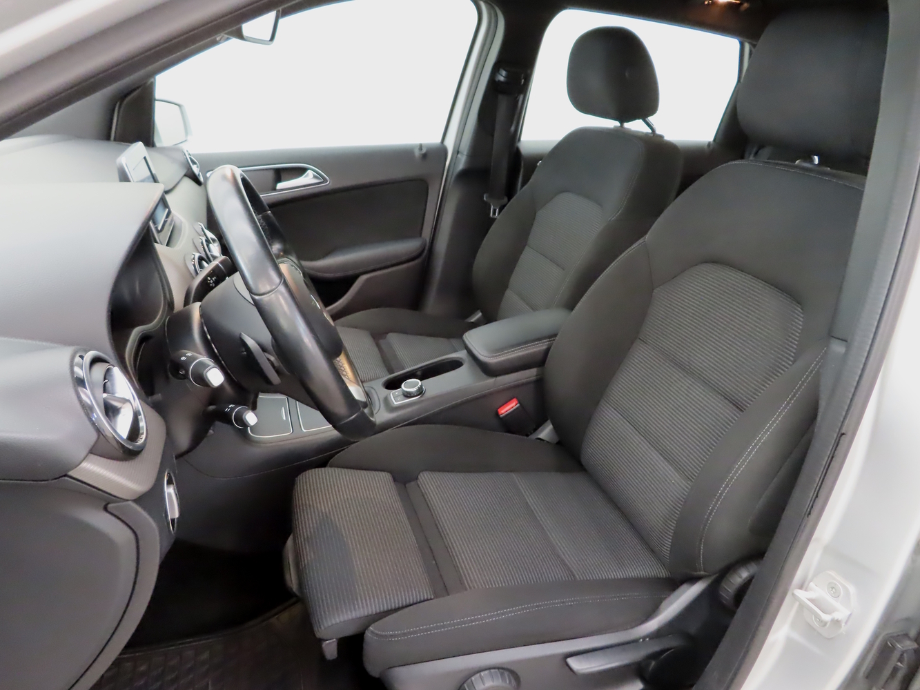 Mercedes-Benz B vaihtoauto