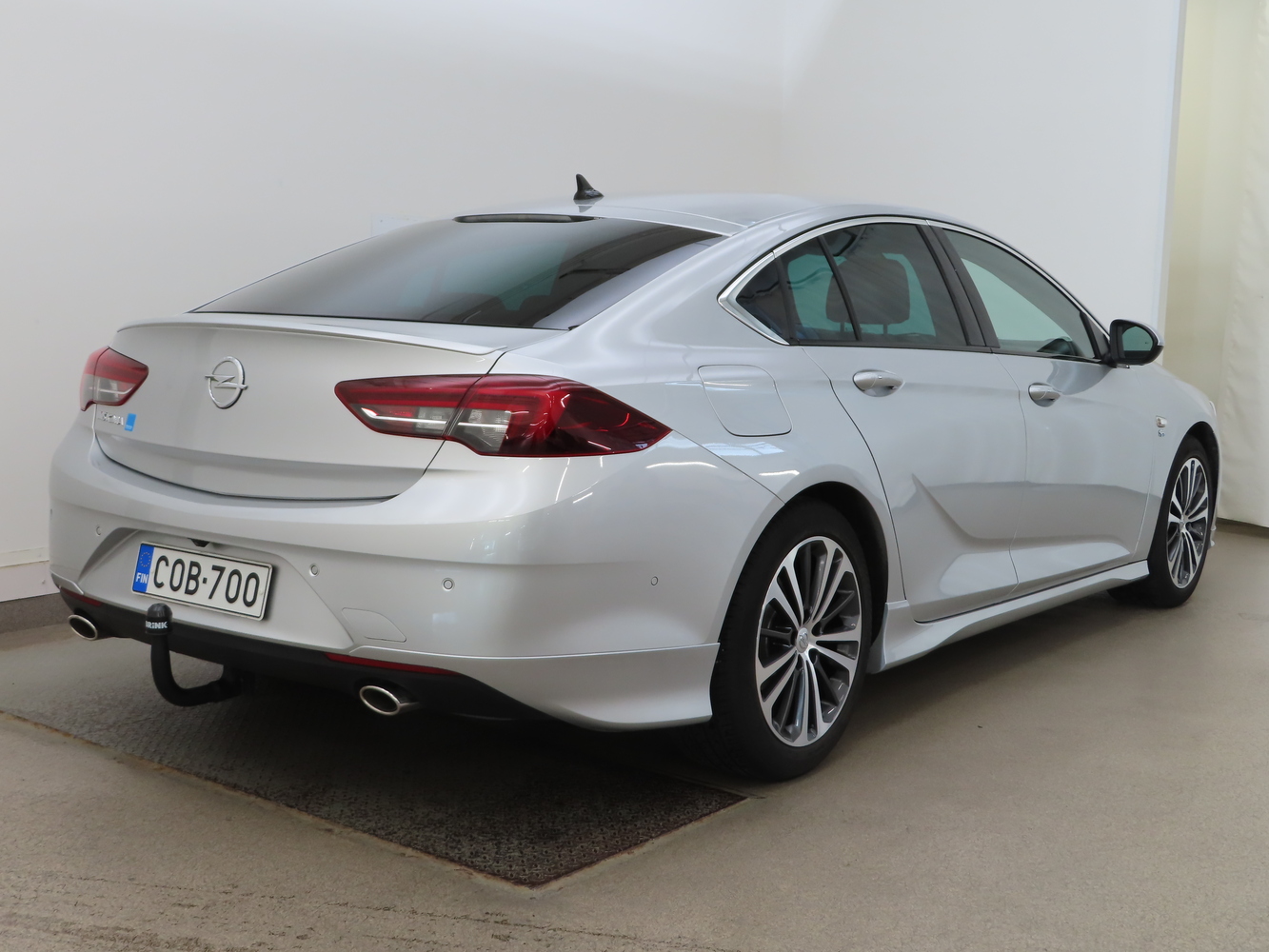 Opel Insignia vaihtoauto