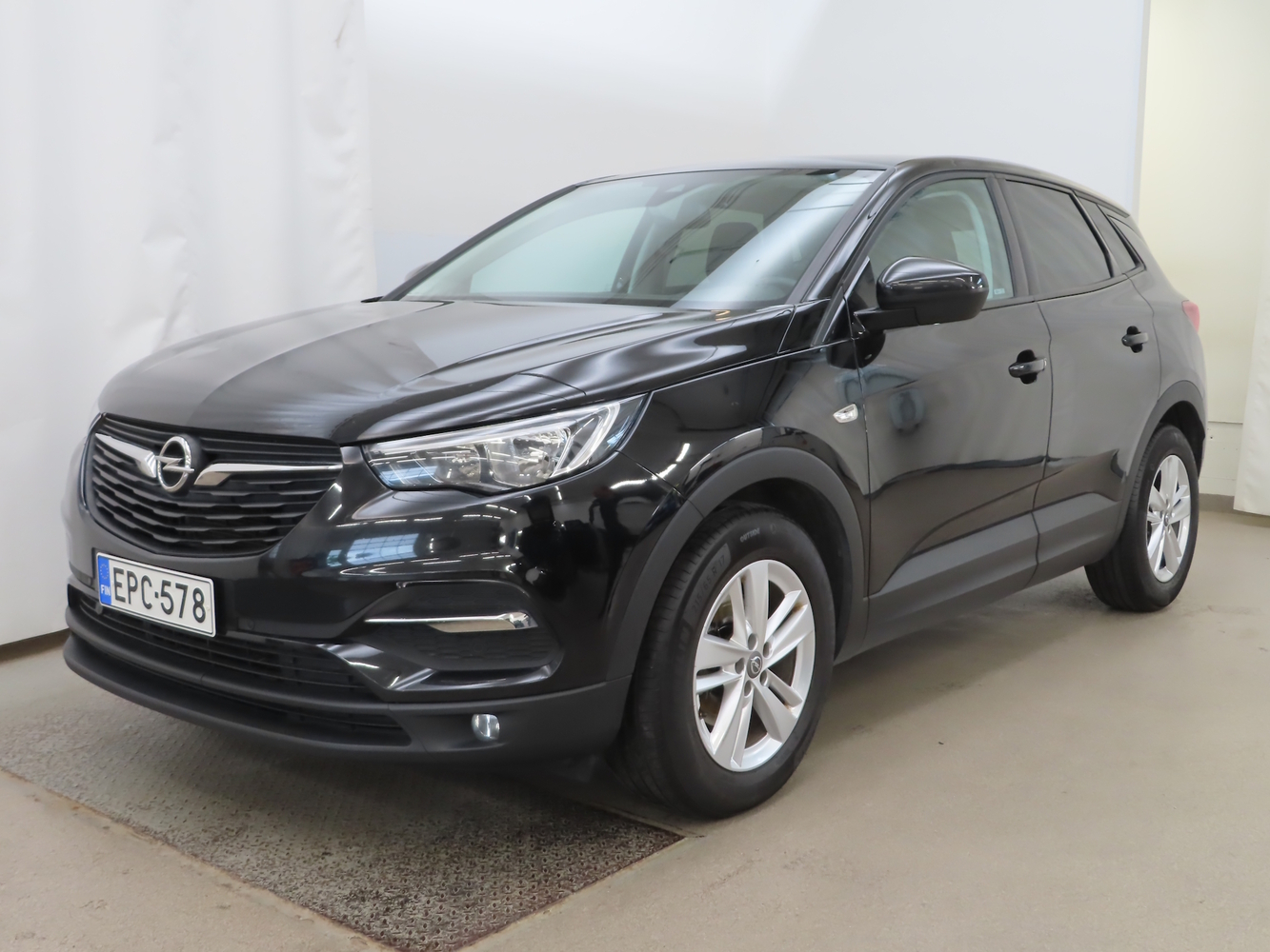 Opel Grandland X vaihtoauto