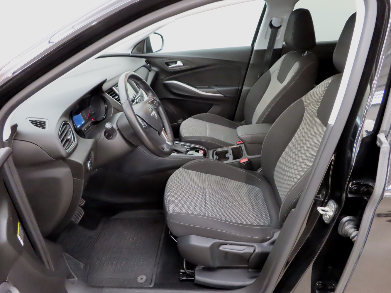 Opel Grandland X vaihtoauto
