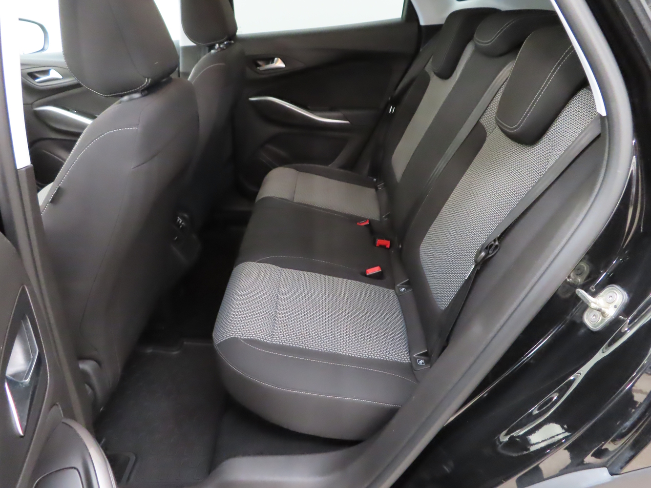 Opel Grandland X vaihtoauto