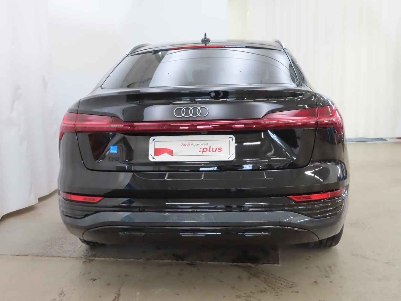 Audi Q8 e-tron vaihtoauto