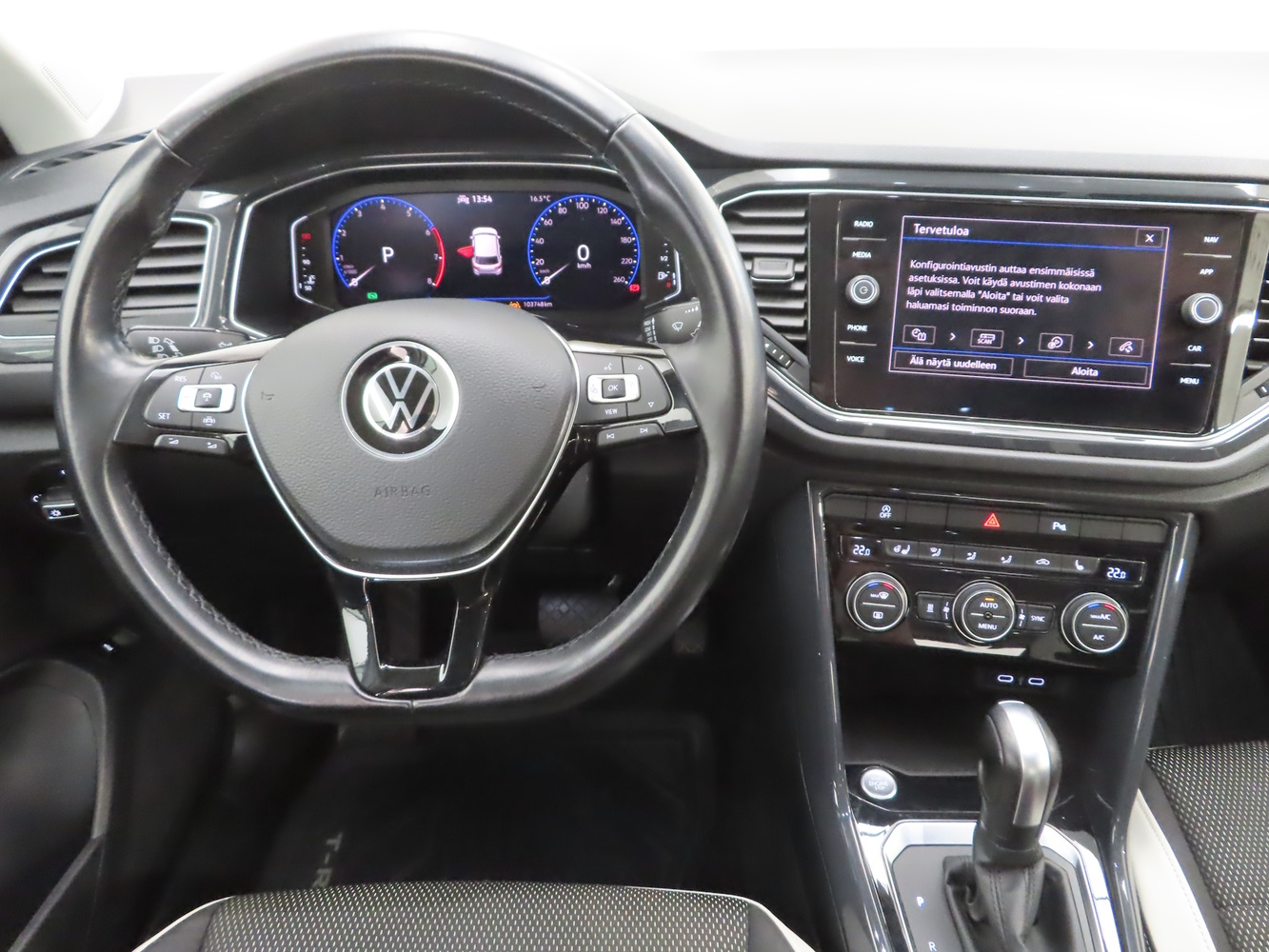 Volkswagen T-Roc vaihtoauto