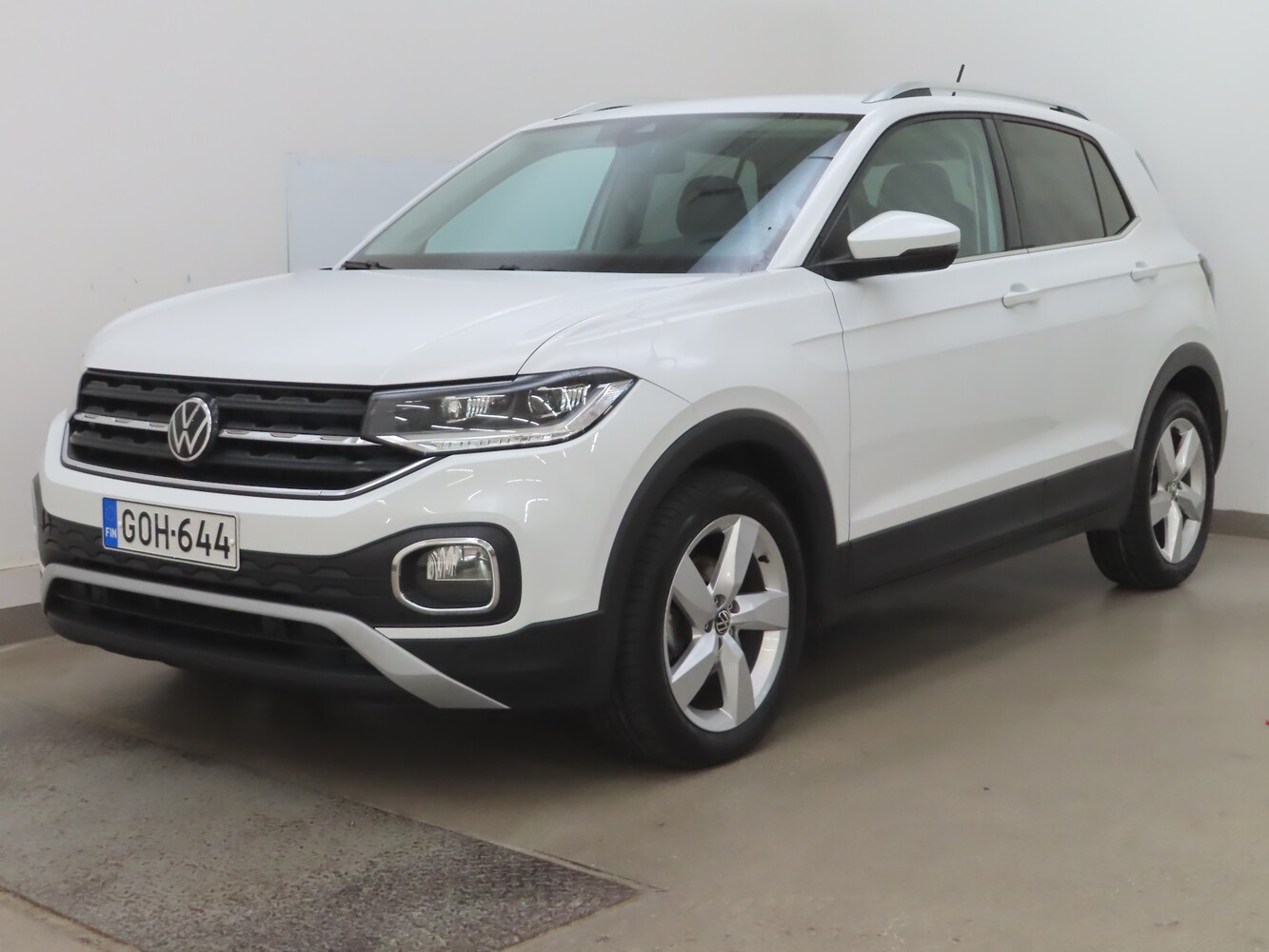 Volkswagen T-Cross vaihtoauto