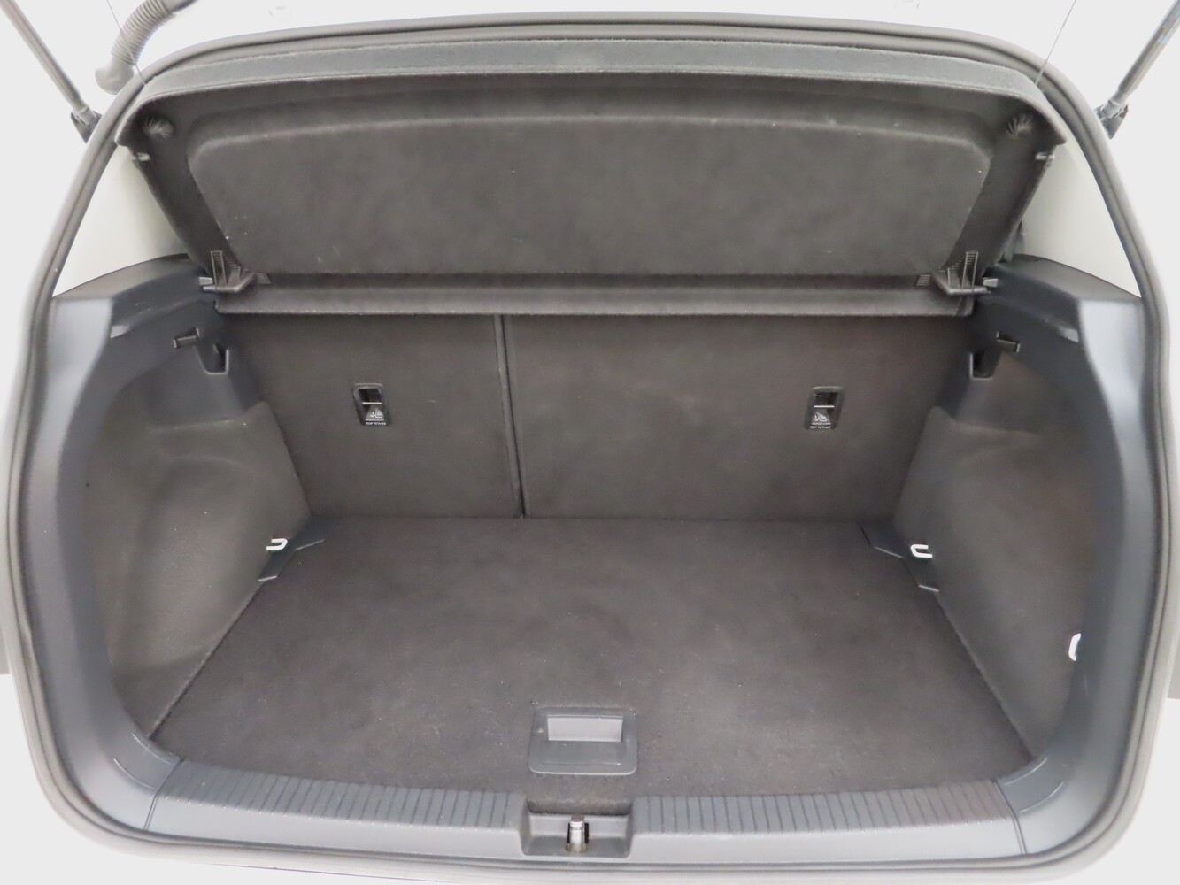 Volkswagen T-Cross vaihtoauto