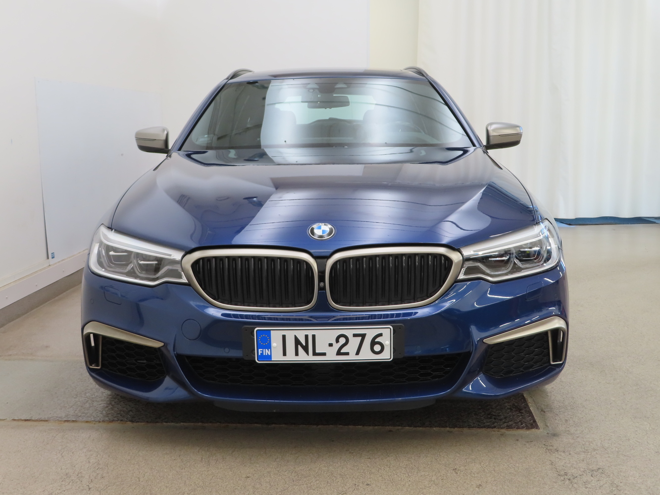BMW M5 vaihtoauto