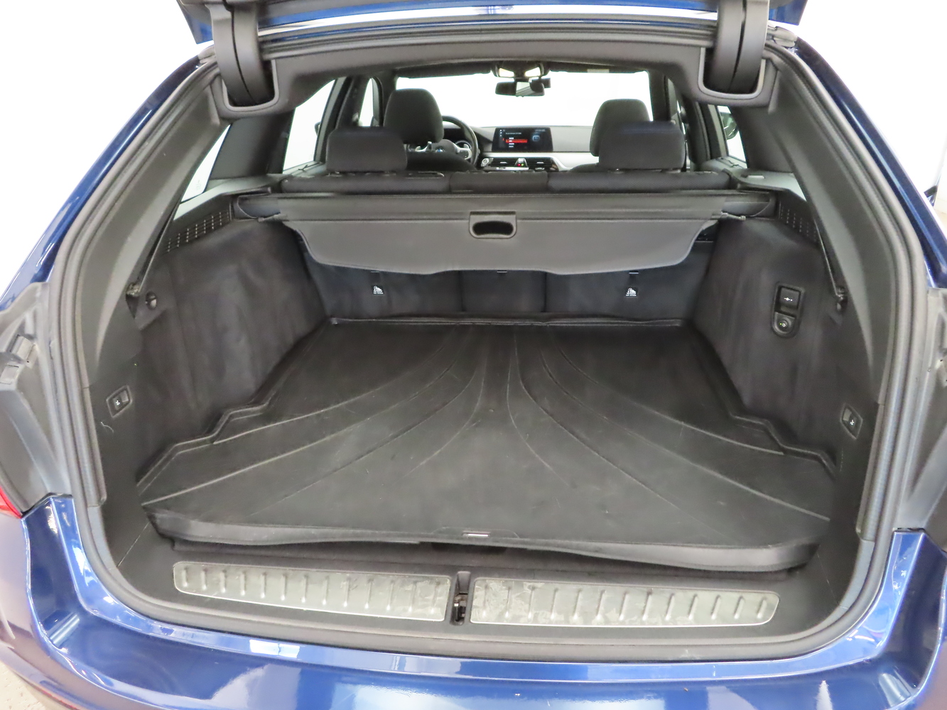 BMW M5 vaihtoauto