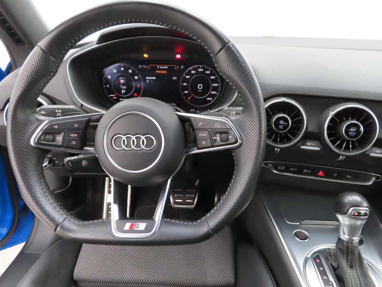 Audi TT vaihtoauto