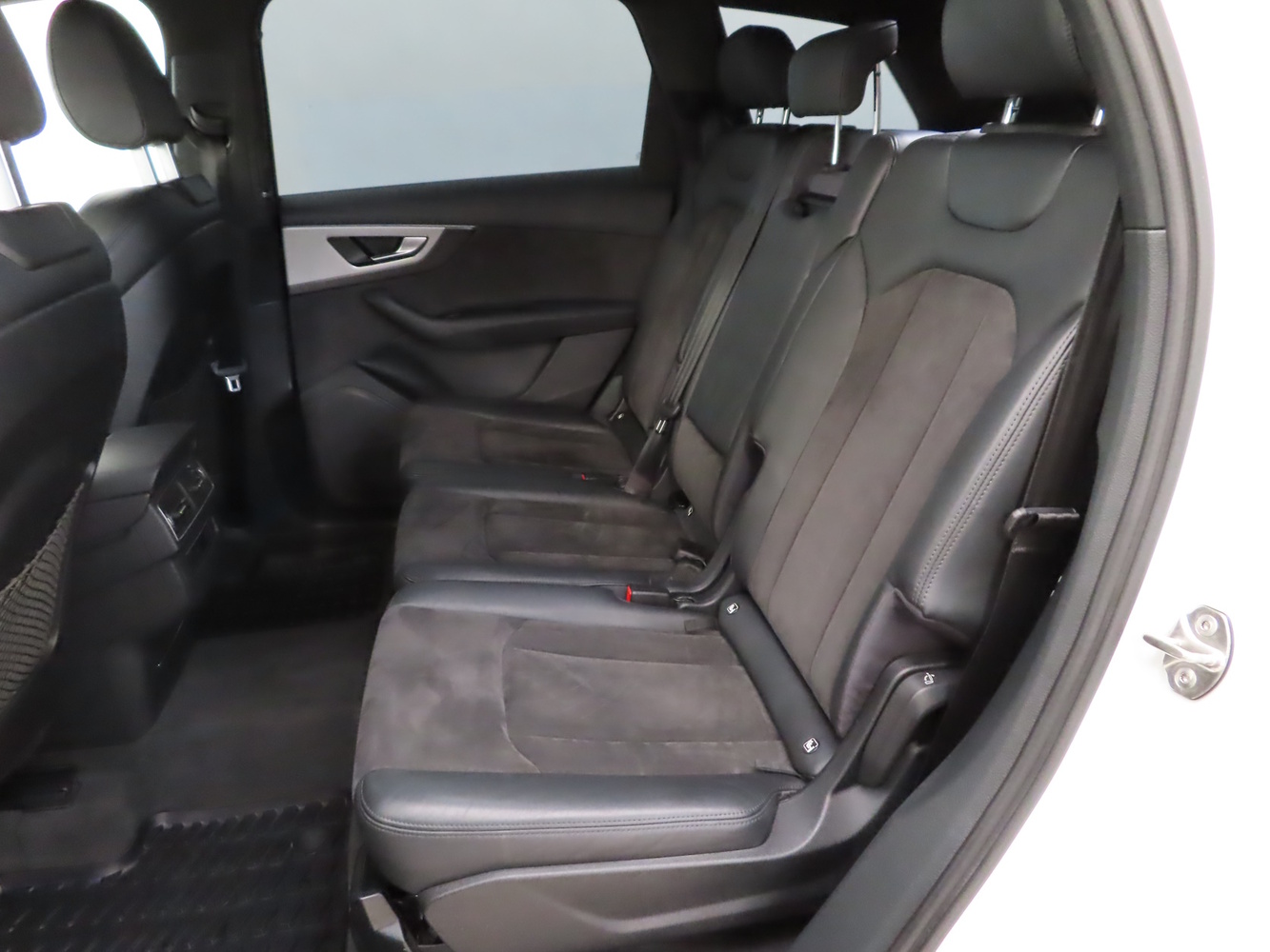 Audi Q7 vaihtoauto