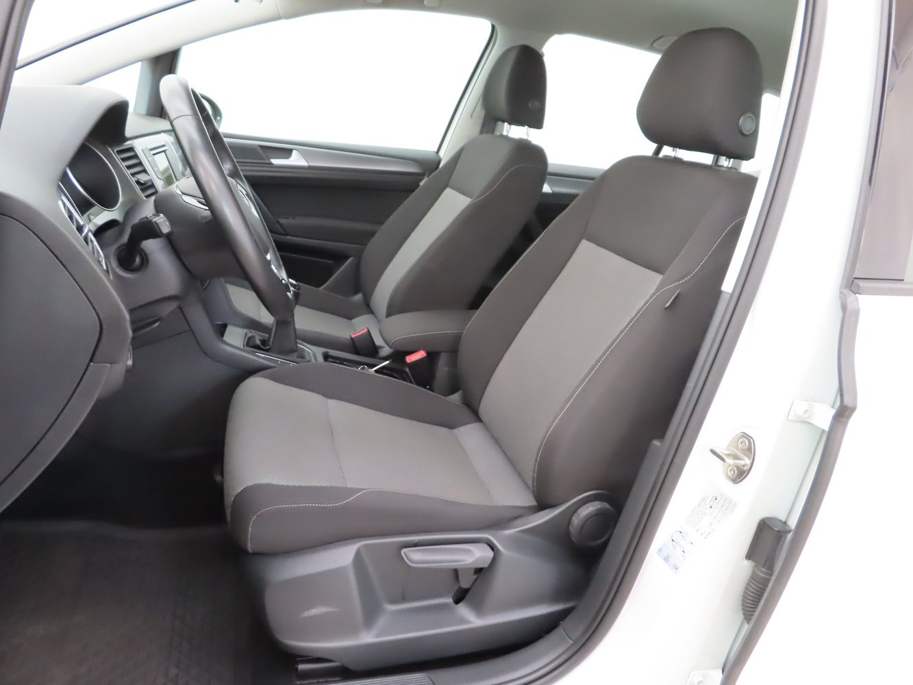 Volkswagen Golf Sportsvan vaihtoauto